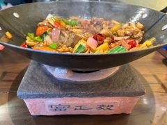 -富正毅三下锅·湘西韵味(天门山索道店)