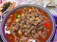 -彭记铁锅肥肠(东四总店)
