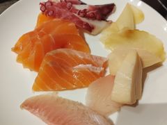 -唐拉雅秀酒店-西锦汇空中BBQ·思创餐厅