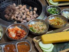 -香猪坊韩国烤肉专属门店(魏公村店)