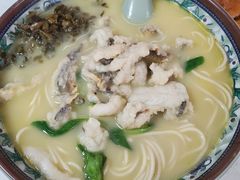 -明呈黄鱼面馆(斜土路店)
