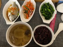 -爱妈月子会所(汕樟总店)