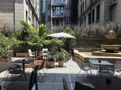 -潮一不贰·法式甜品·生日蛋糕·西式简餐(外滩店)