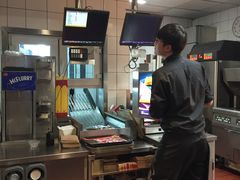-麦当劳(红旗路店)