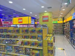 -玩具反斗城(正大广场店)