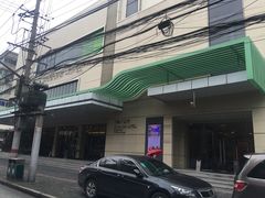-上海虹桥君丽假日酒店(娄山关路地铁站店)