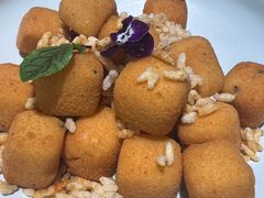 -大树餐厅(红旗街万达店)