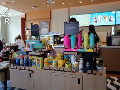 -星巴克臻选(莘庄仲盛店)
