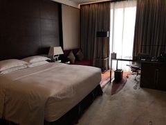 -广州天河希尔顿酒店