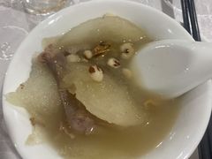 -红旗山庄(圭峰山店)