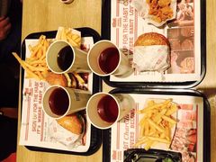 -The Habit Burger Grill 哈比特汉堡(爱琴海店)
