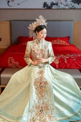 -洋洋婚纱品牌集合店