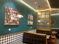 -胡须佬鸡煲四季火锅店(石厦西村直营店)