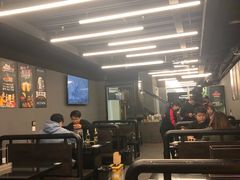 大堂-老吕涮羊肉•东北原味烧烤•大油边•烤鱼(五角场店)