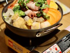 -暖食光·台式家庭餐厅·生日主题店(万达店)