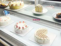 蛋糕柜-野路甜点铺(松柏路店)