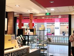 -麦当劳(汉口火车站候车室店)