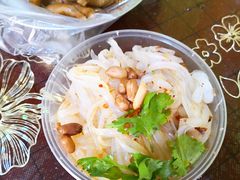 刮凉粉-毛姨鸡爪