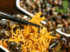 酸笋田螺-食爺炭炉鸡煲·烧烤