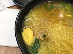 -小杨生煎(金山百联购物中心3楼店)