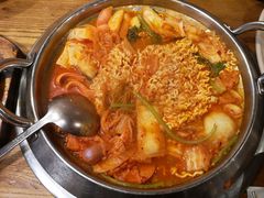 部队锅-包装马车·韩国料理·포장마차