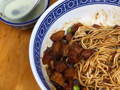 八宝辣酱面-沪西老弄堂面馆(定西路店)