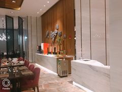 -飨食汇全日制餐厅·昆山皇冠假日酒店(九方店)