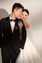 -唯一旅拍·颂当代影像艺术中心(上城店)