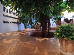 -THE ALLEY 鹿角巷(华润万象城店)