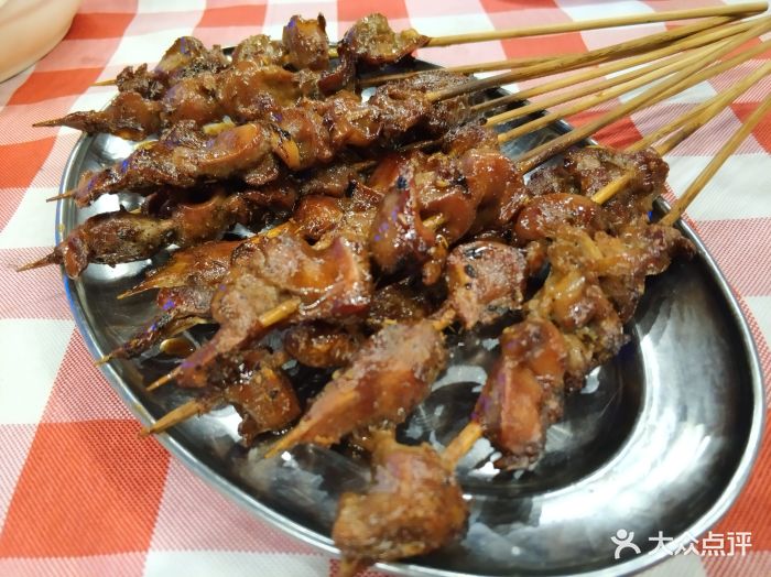 龙卷风美食烧鸡肾图片
