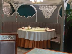 -哈啾嗨·新概念蒙餐(红星新城店)