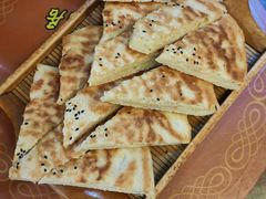 饽饽饼-王明古法砂锅居(开化寺店)