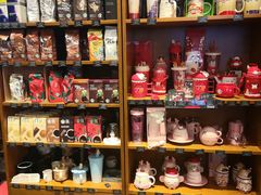 零售区-星巴克(重庆上海城店)