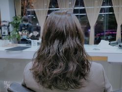-CARR SALON
