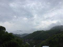 -安吉龙王山峡谷漂流