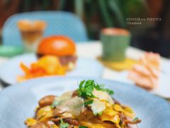 -潮一不贰·法式甜品·生日蛋糕·西式简餐(外滩店)