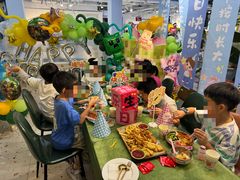 -萨卡屋亲子乐园·餐厅(龙山万物工场店)