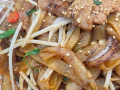 干炒牛河-甜蜜蜜港式茶餐厅(虹梅店)