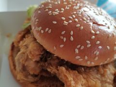 -肯德基(中纬店)