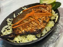 -葛尼沙印度餐厅 (镇明路店)