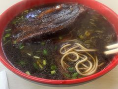 -小龙大肉面馆