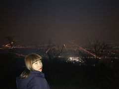 -鬼笑石后山停车场