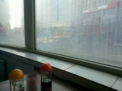 窗-真空冷面王(武功街店)