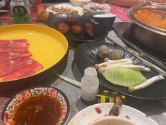 -一绪に寿喜烧(虹悦城店)