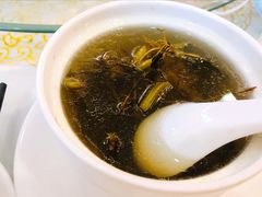 石橄榄炖龙骨汤-陆记鹅庄·潮汕菜·狮头鹅(大仟里店)