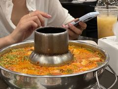 -J Daeng Seafood