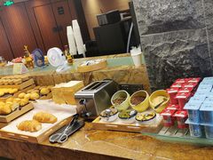 -深圳罗湖东门步行街亚朵X酒店