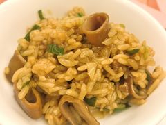 -品海楼·大连海胆锅贴馆(东港店)