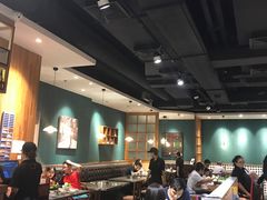 大堂-胡须佬鸡煲四季火锅店(石厦西村直营店)