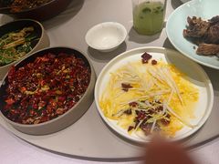 -雀蓝川菜(奥体广场店)